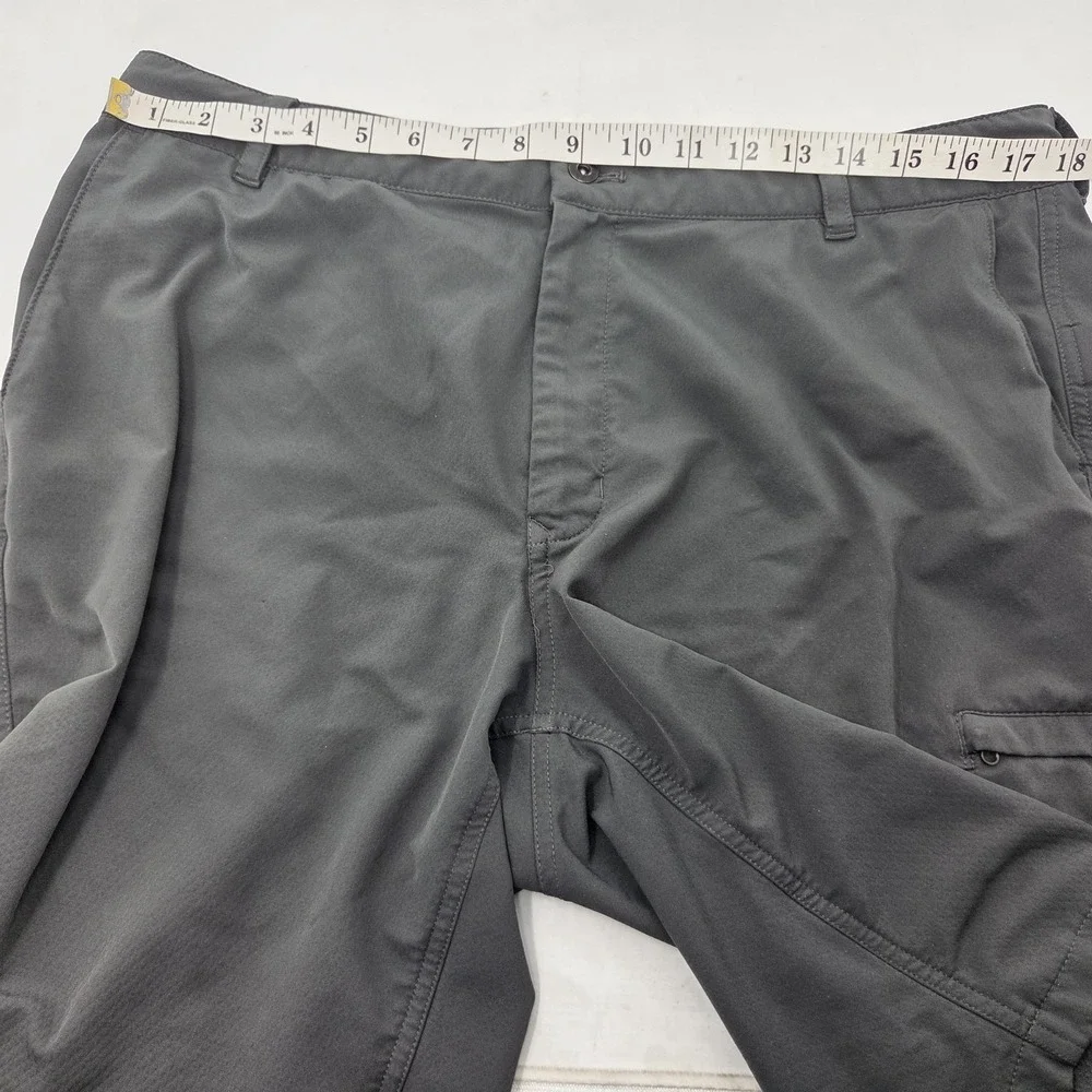 The North Face Rolling Sun Hybrid FlashDry Short Mens 36 Dark Gray 10